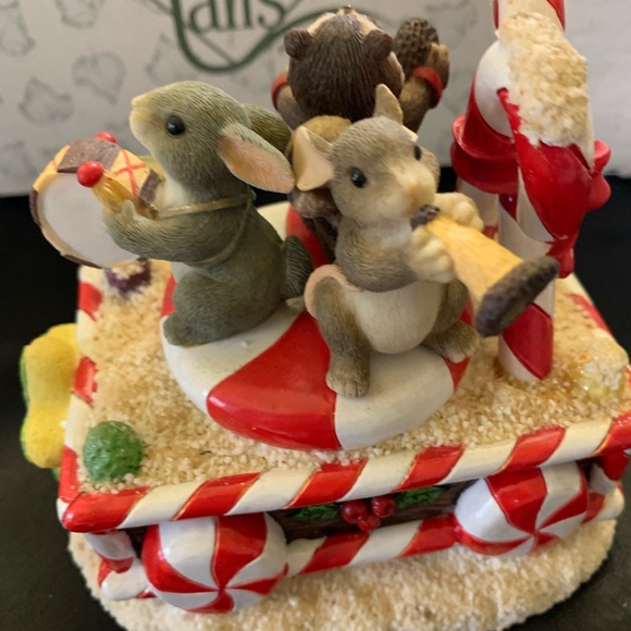 Fitz and Floyd Charming Tails Christmas figurine - Picture 6 of 8